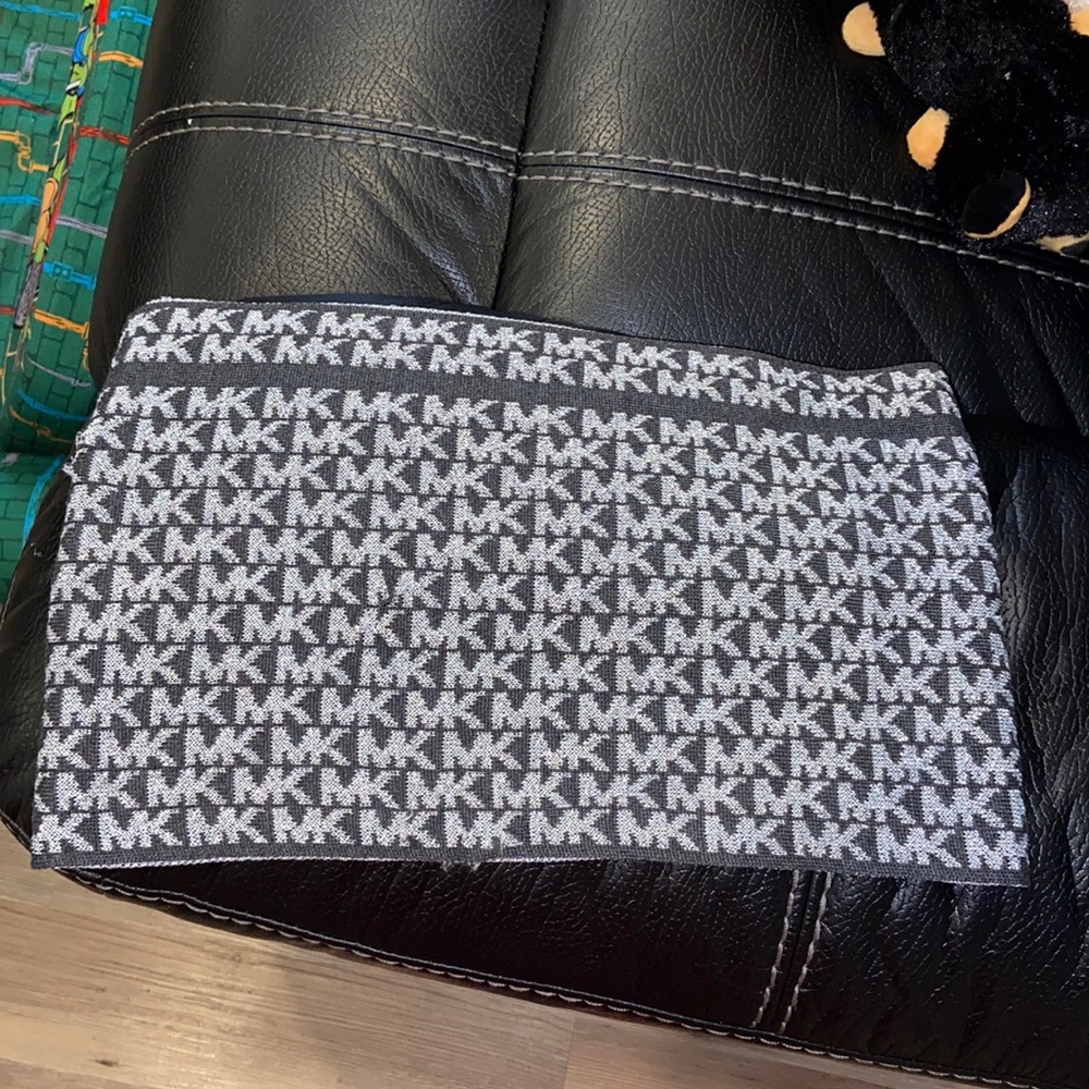 foulard MK⭐️authentique ⭐️